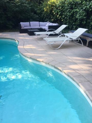 Appartamento Sérénity Chambre d'hôte au calme Des Maîtres Tibétains y ont sejourné 15 mn des plages Mougins Esterno foto