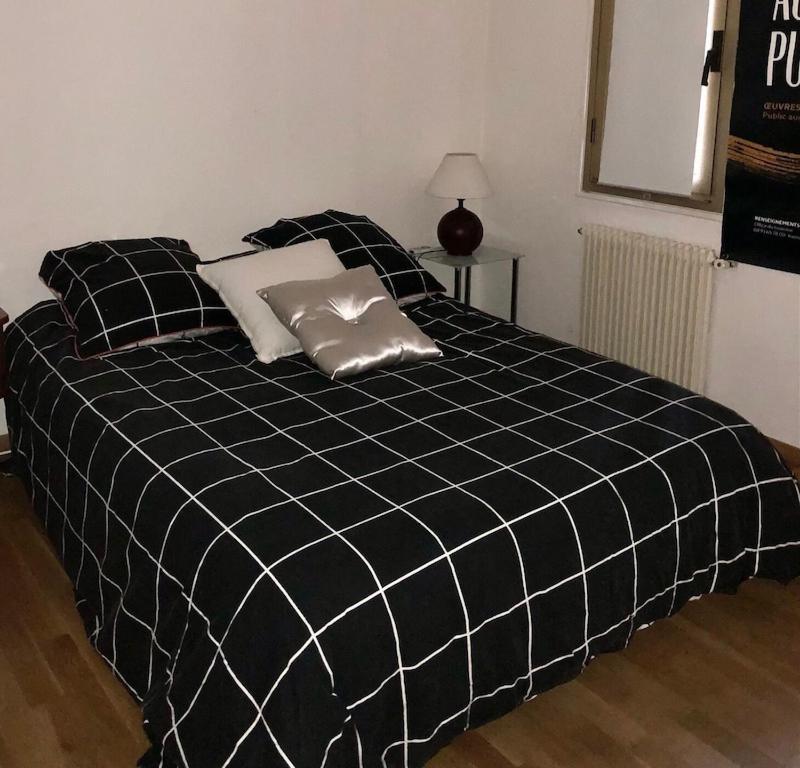 Appartamento Sérénity Chambre d'hôte au calme Des Maîtres Tibétains y ont sejourné 15 mn des plages Mougins Esterno foto